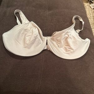 Very lightly used Lilyette bra